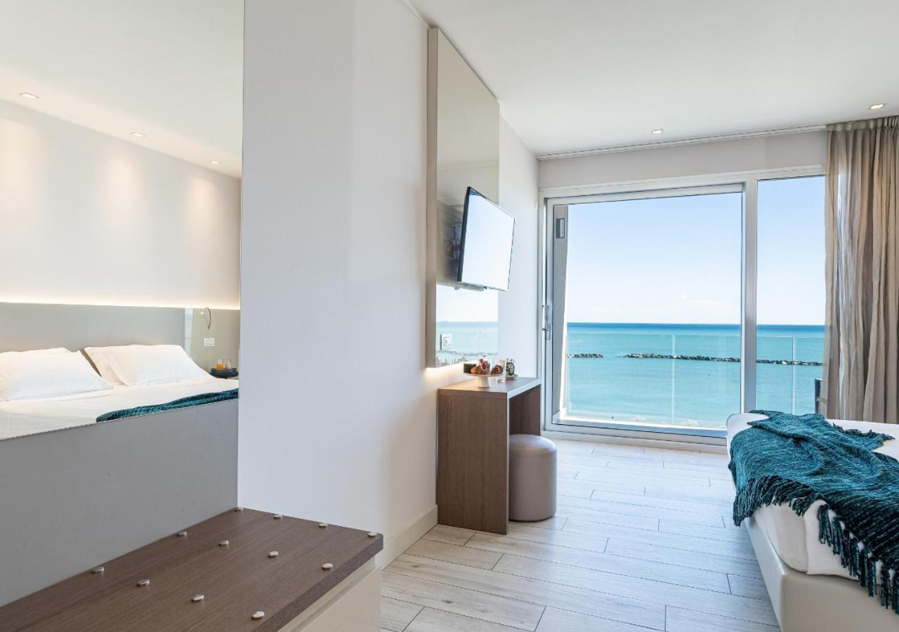 Savini Hotel